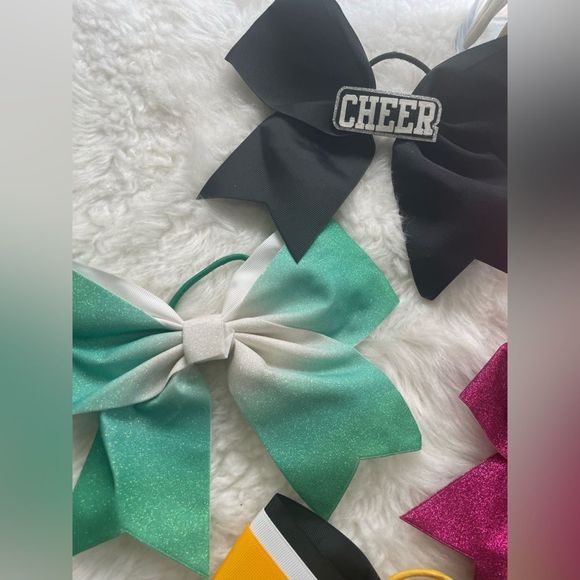 Cheerleading Bows bundle - Picture 3 of 5